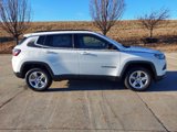 New 2023 Jeep Compass Latitude w/ Mopar Graphics Package image 2