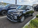 Used 2020 Kia Soul LX image 2