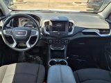 Used 2024 GMC Terrain SLE image 3