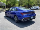 Certified 2024 Hyundai Elantra SEL w/ Convenience Package image 5