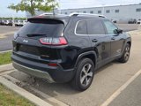 Used 2019 Jeep Cherokee Limited image 3