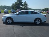 Used 2024 Chevrolet Malibu LT image 2