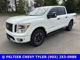 Used 2019 Nissan Titan PRO-4X w/ Pro-4x Convenience Package image 3