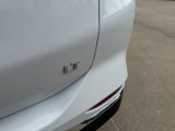 Used 2018 Chevrolet Equinox LT image 3