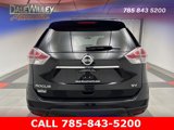 Used 2016 Nissan Rogue SV image 5