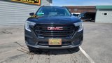 Used 2024 GMC Terrain SLE image 3