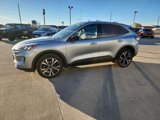 Used 2022 Ford Escape SE w/ SE Sport Appearance Package image 2