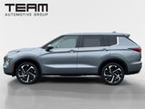 Used 2024 Mitsubishi Outlander SE Black Edition image 4