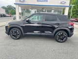 Used 2022 Chevrolet TrailBlazer LT w/ Convenience Package image 2
