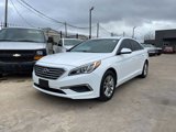 Used 2017 Hyundai Sonata SE image 2