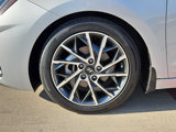 Used 2020 Hyundai Elantra Limited image 5