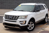 Used 2016 Ford Explorer XLT image 2