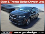 New 2025 Chrysler Pacifica Select image 3