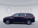 Used 2023 Chevrolet Traverse LT image 2