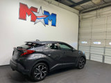 Used 2022 Toyota C-HR XLE image 3