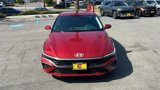 Certified 2025 Hyundai Elantra SE image 2