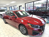 Used 2023 Nissan Altima 2.5 SV image 3