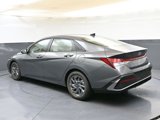 Used 2024 Hyundai Elantra SEL image 3