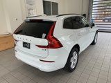 Certified 2022 Volvo XC60 B5 Momentum image 4