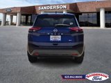 Used 2023 Nissan Rogue SV image 4