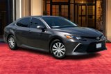 Used 2022 Toyota Camry LE image 2