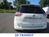 Used 2016 Nissan Rogue SL w/ SL Premium Package image 2