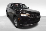 New 2025 Jeep Grand Cherokee L Laredo image 4