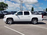 Used 2011 Chevrolet Avalanche LS image 4