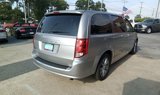 Used 2016 Dodge Grand Caravan SE image 4