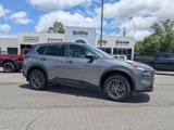 Used 2021 Nissan Rogue S image 2