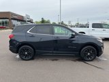 Used 2021 Chevrolet Equinox LT image 2
