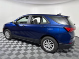 Used 2022 Chevrolet Equinox LS image 4