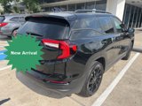 Used 2024 GMC Terrain SLE w/ Driver Convenience Package image 3