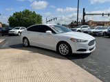 Used 2015 Ford Fusion SE image 4