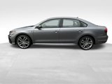 Used 2018 Volkswagen Passat 2.0T R-Line image 3