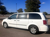 Used 2012 RAM C/V image 3