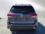 Used 2017 Toyota Highlander Limited image 4