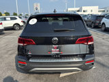 Certified 2022 Volkswagen Taos SE image 5