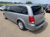Used 2017 Dodge Grand Caravan SE image 5
