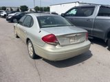 Used 2007 Ford Taurus SE image 4