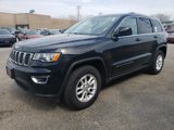 Used 2018 Jeep Grand Cherokee Laredo image 3