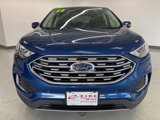 Used 2022 Ford Edge Titanium image 3