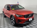Certified 2023 Volvo XC40 B5 Plus w/ Climate Package image 3