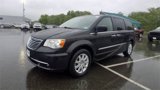 Used 2014 Chrysler Town & Country Touring w/ Driver Convenience Group image 2