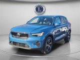 Used 2024 Volvo XC40 B5 Core image 3