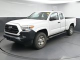 Used 2018 Toyota Tacoma SR image 4