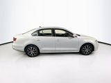 Used 2017 Volkswagen Jetta SE image 4