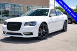 Used 2021 Chrysler 300 Touring L image 2