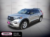 Used 2022 Ford Explorer XLT w/ Equipment Group 202A image 3