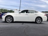 Used 2015 INFINITI Q70 3.7 image 2